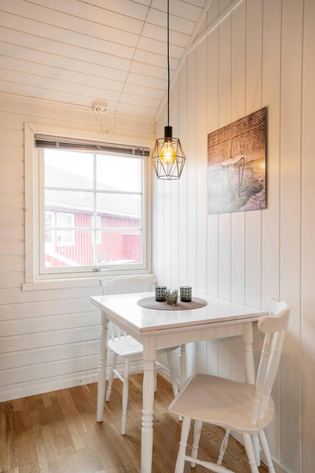 Authentic Lofoten Rorbu Stamsund Exterior photo